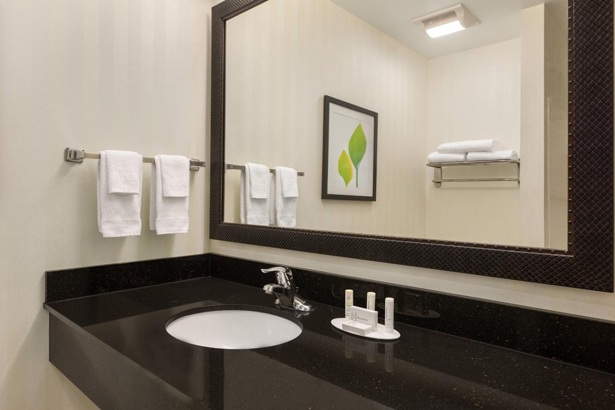 Fairfield Inn & Suites Jacksonville West/Chaffee Point Exterior photo
