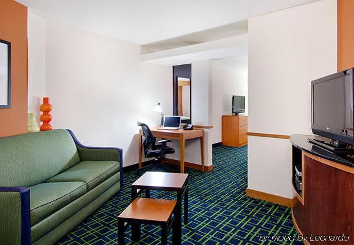 Fairfield Inn & Suites Jacksonville West/Chaffee Point Room photo
